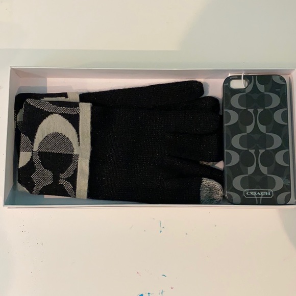 Coach Glove and Phone Case Set